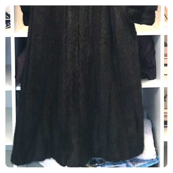 Vintage Full Length Mink Fur Coat! - Picture 5 of 8