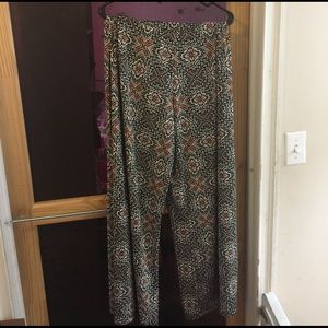 30% off bundles! Cute palazzo pants!