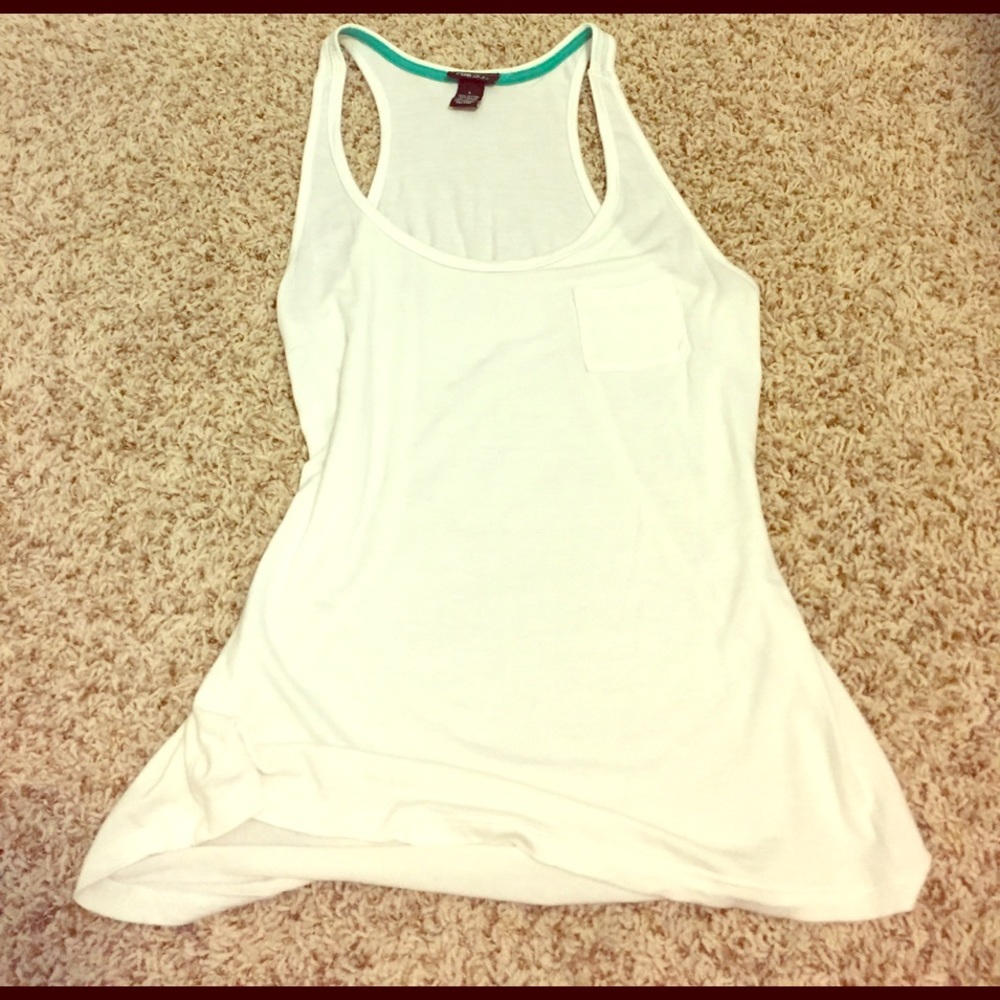 Rue21 tank