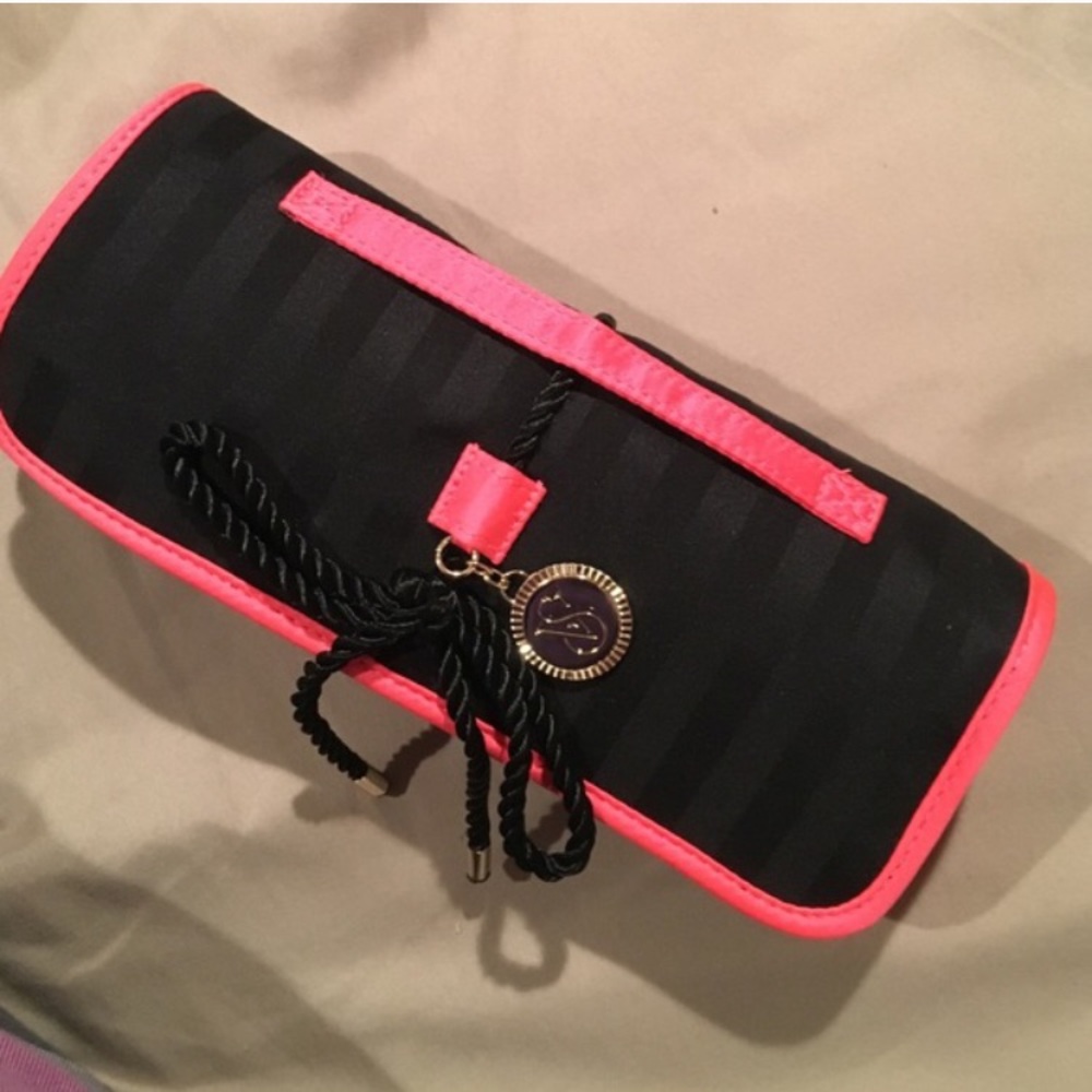 Victoria's Secret makeup roll. NEVER USED