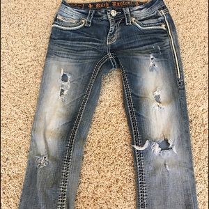 Rock Revival distressed Capris