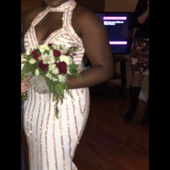 White with gold beading Jovani Dress size 10 - Picture 2 of 3