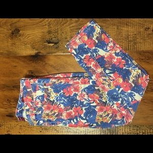 Patterned Lucky Brand Jean Capri