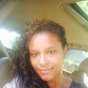 Meet your Posher, Edith