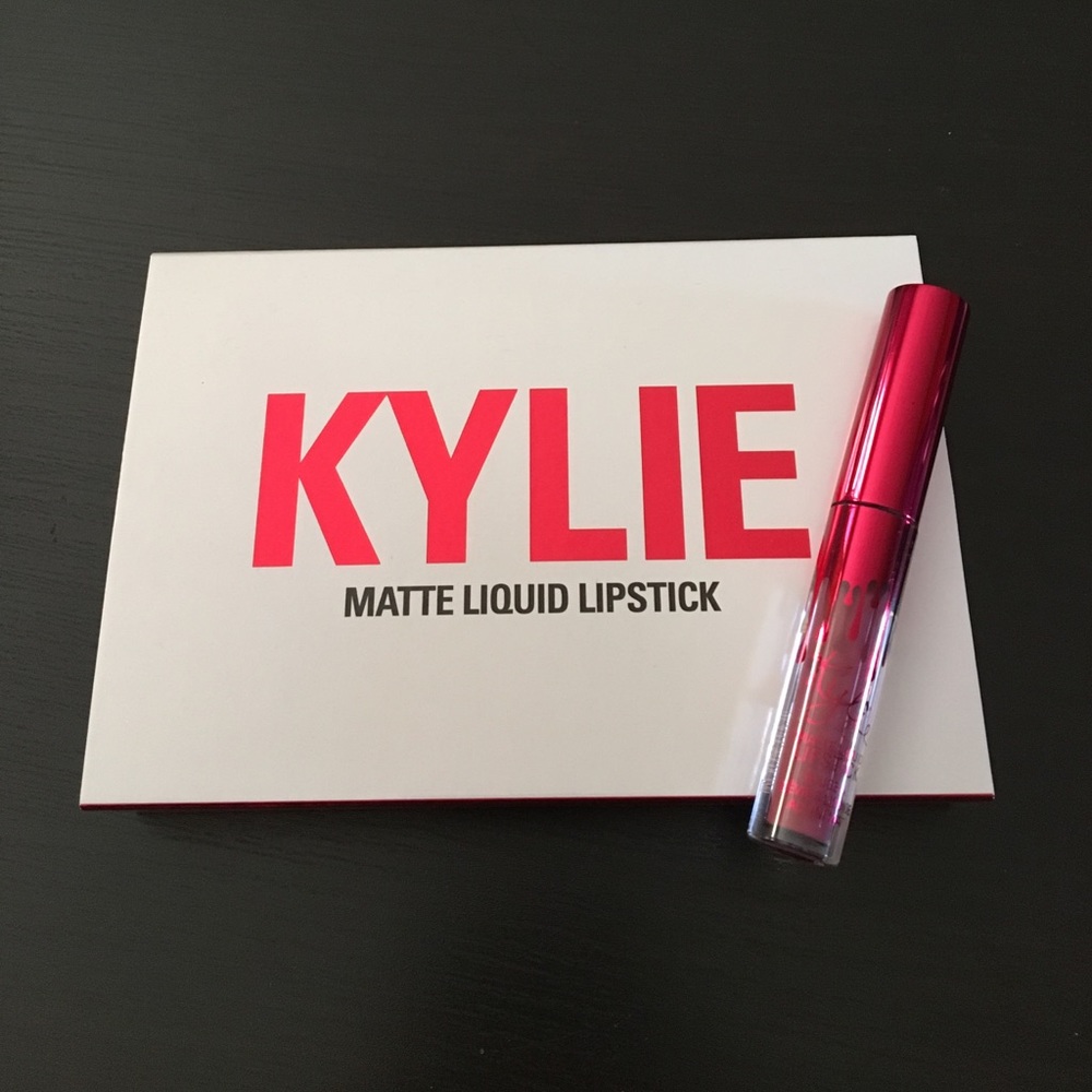 KYLIE VALENTINE MINI MATTES HEAD OVER HEELS