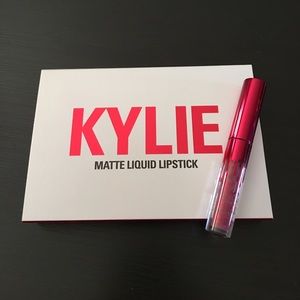 KYLIE VALENTINE MINI MATTES HEAD OVER HEELS