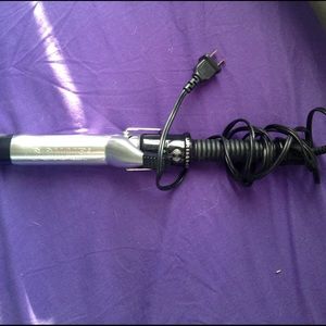 Conair 1 1/4 inch curling iron