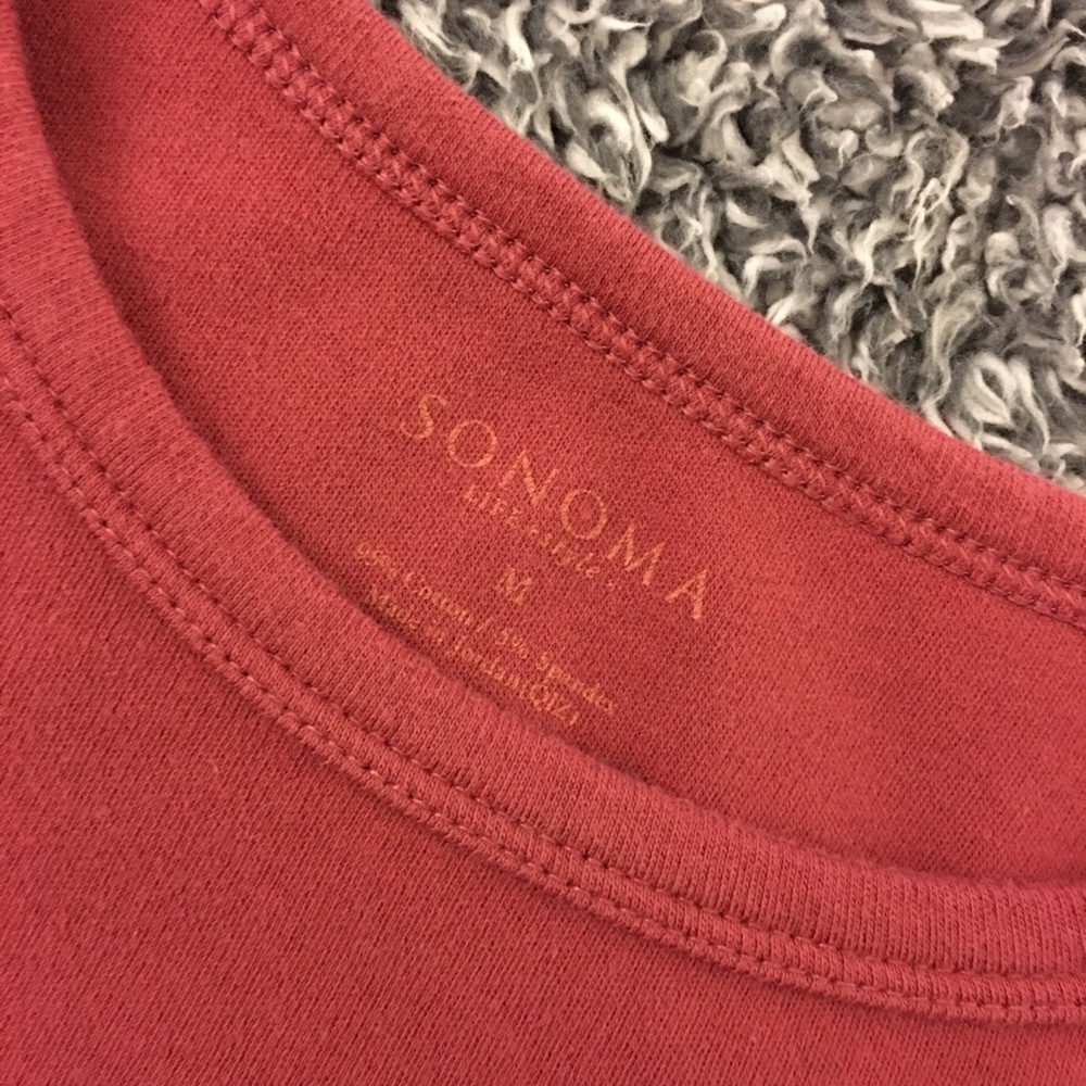 Layering staple - long sleeve tee - rust colored! - Picture 3 of 6