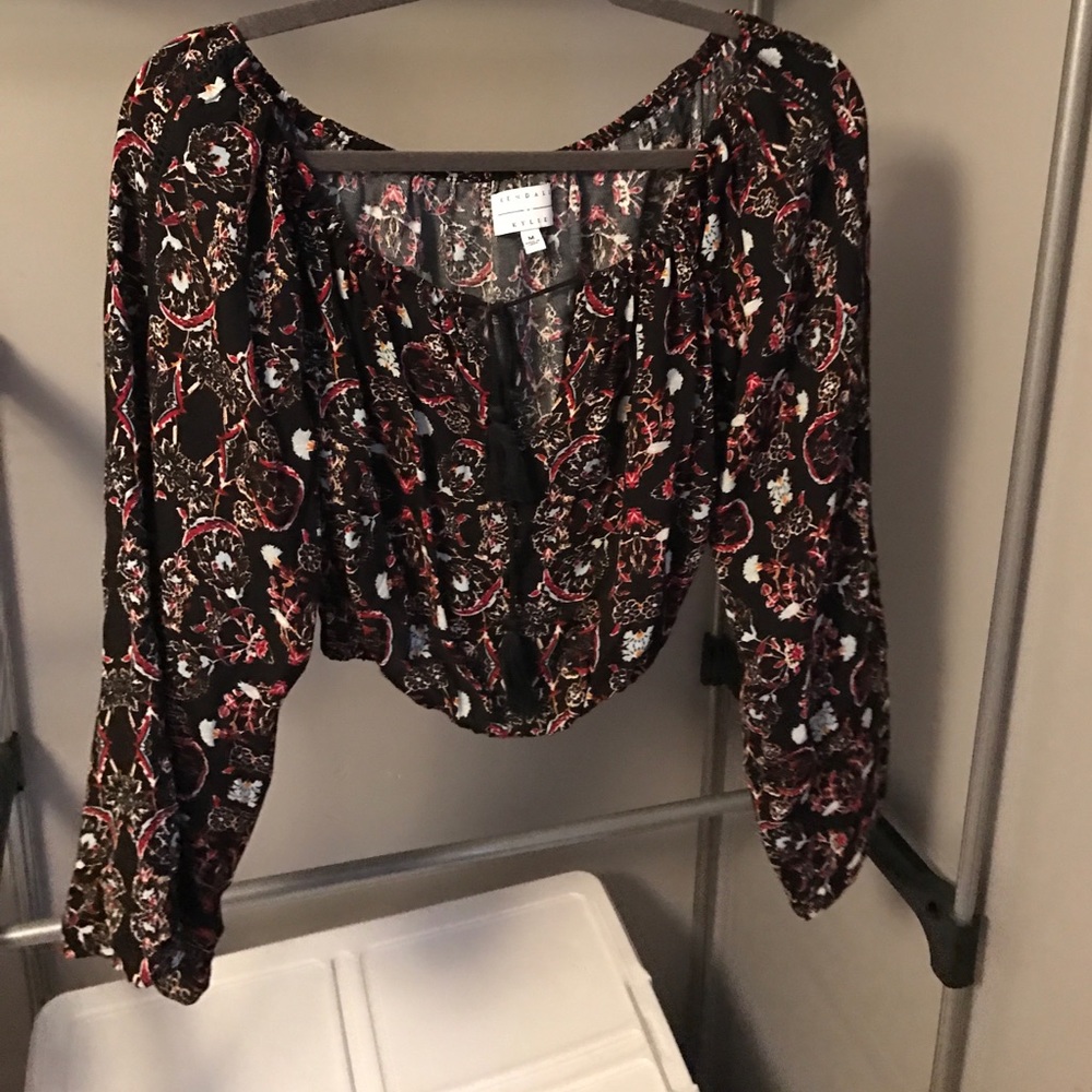 Kendall+Kylie crop top size medium