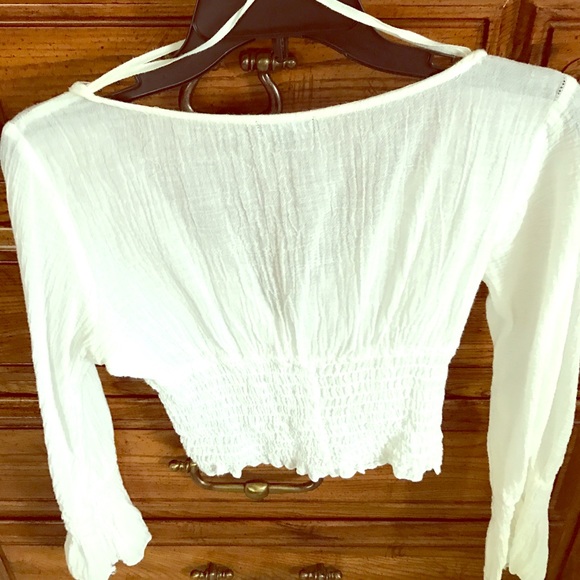 π ~SOLD! Cute White Crop Top!~ β€οΈ - Picture 3 of 3