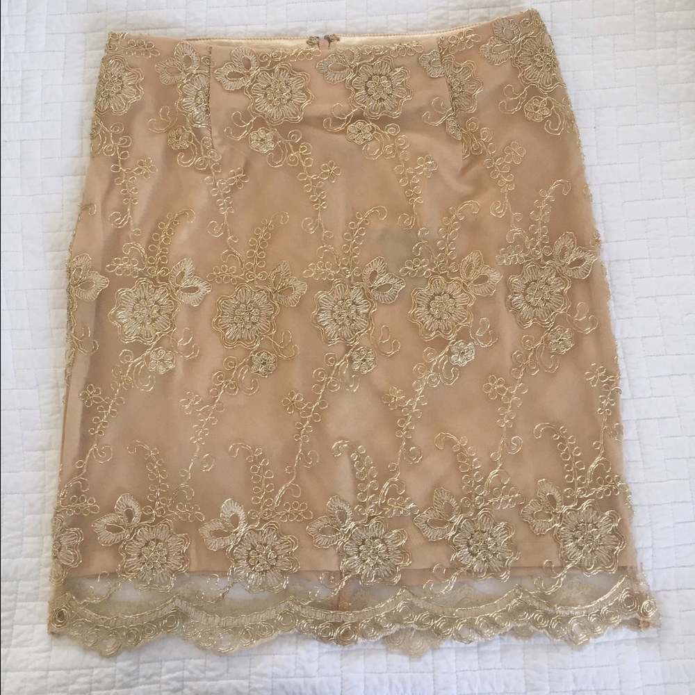 NWT ROMEO JULIET CHAMPAGNE SKIRT  Embroidery  S
