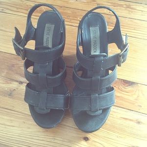 Steve Madden strappy black wedge