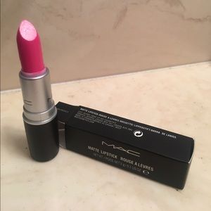 BNWB MAC Candy Yum-Yum Matte Lipstick