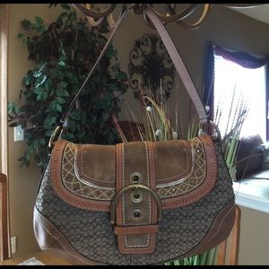 Coach leather fabric and suede shoulder bag