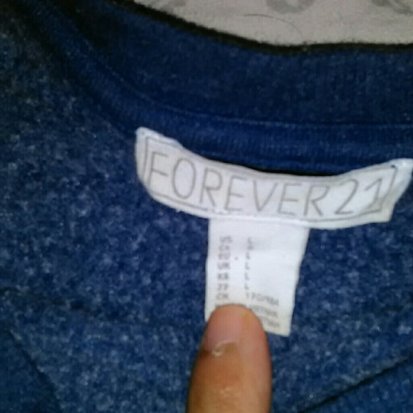 Sweater - Picture 2 of 2