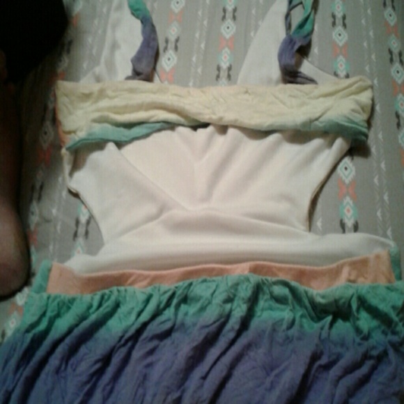 Dress - Picture 2 of 2