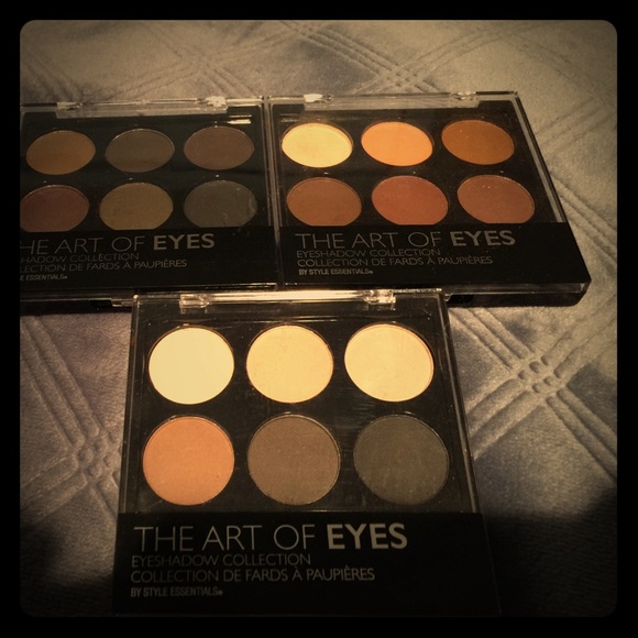Other - EYESHADOW BY STYLE ESSENTIAL