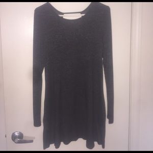 Grey tunic with keyhole back