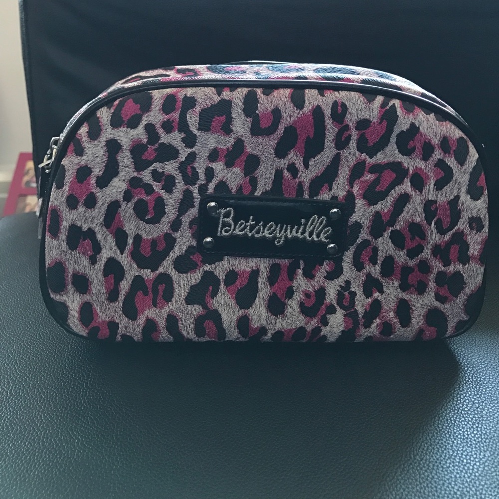 NWOT: Betseyville Pink Leopard Print Cosmetics Bag