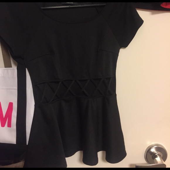 Black blouse with skin showing! - Picture 1 of 2