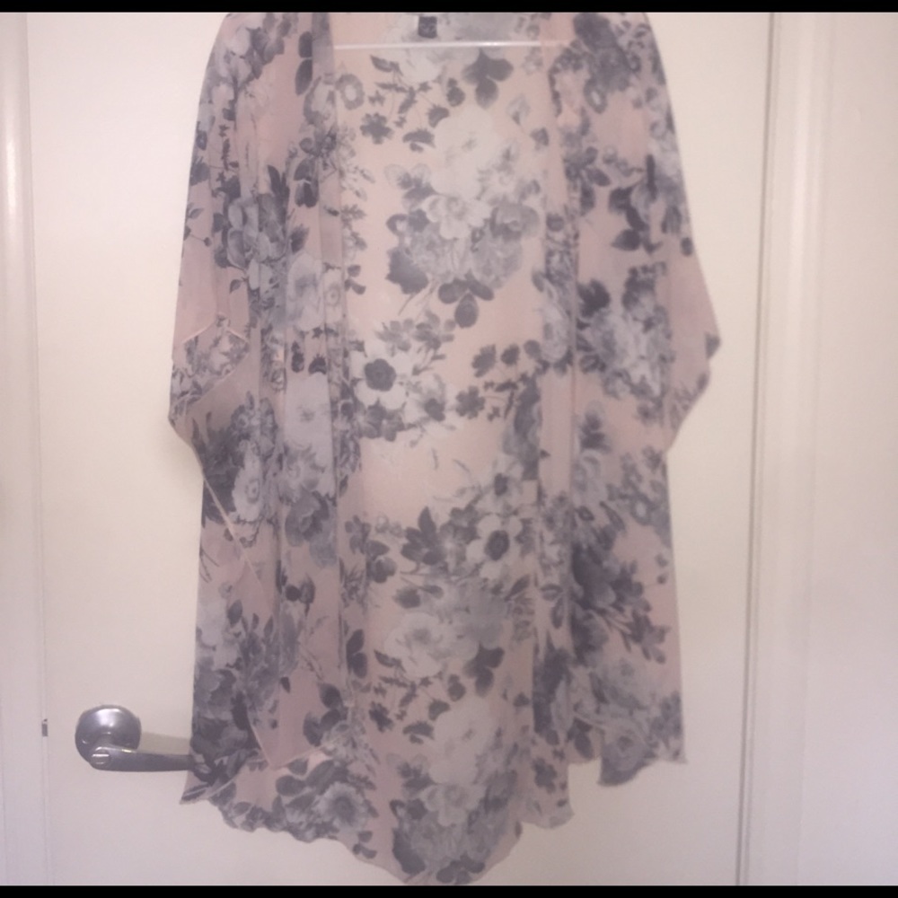 Floral kimono