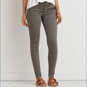 NWOT American Eagle Army Green Jeggings