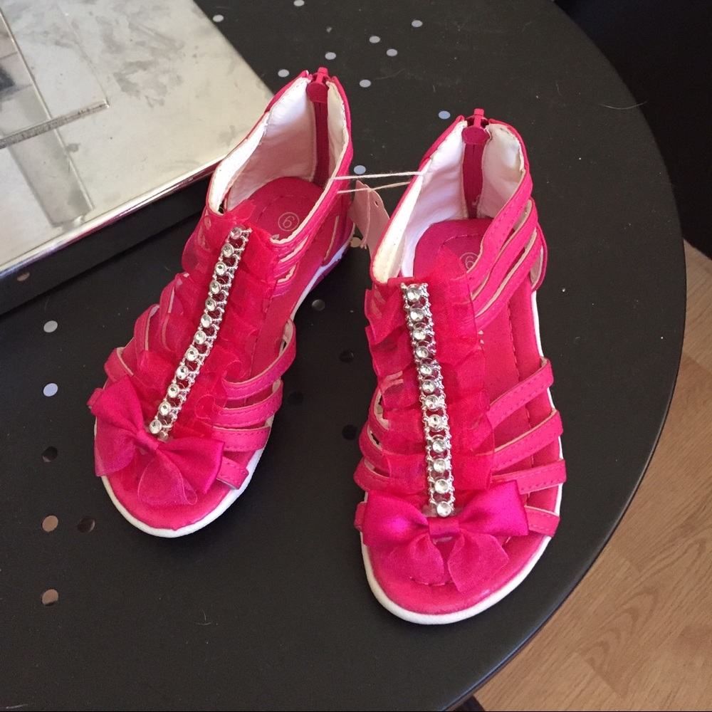 Last one-Final price-Adorable girls sandals