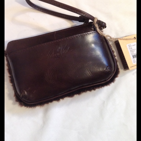 Patricia Nash Wristlet, Sherpa & Leather, NWT - Picture 2 of 8