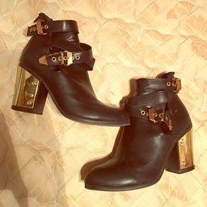 Black booties w/gold detail