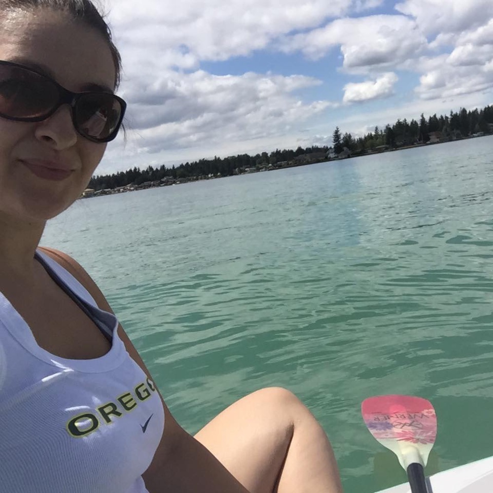 Meet your Posher, Christina