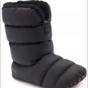 Steve Madden Puffer Slippers