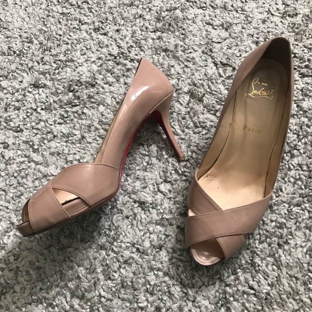 Christian Louboutin Peep Toe Heels 40
