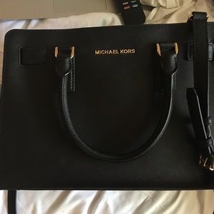 BRAND NEW BLACK MICHAEL KORS PURSE