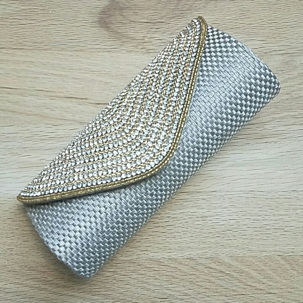 Gala Clutch
