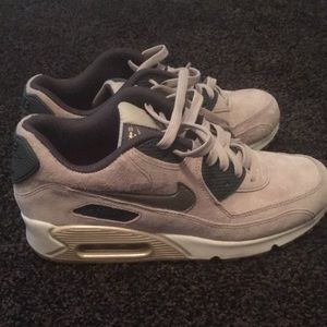 Suede Air Max Nikes