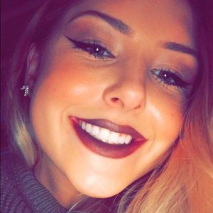 Meet your Posher, Christina