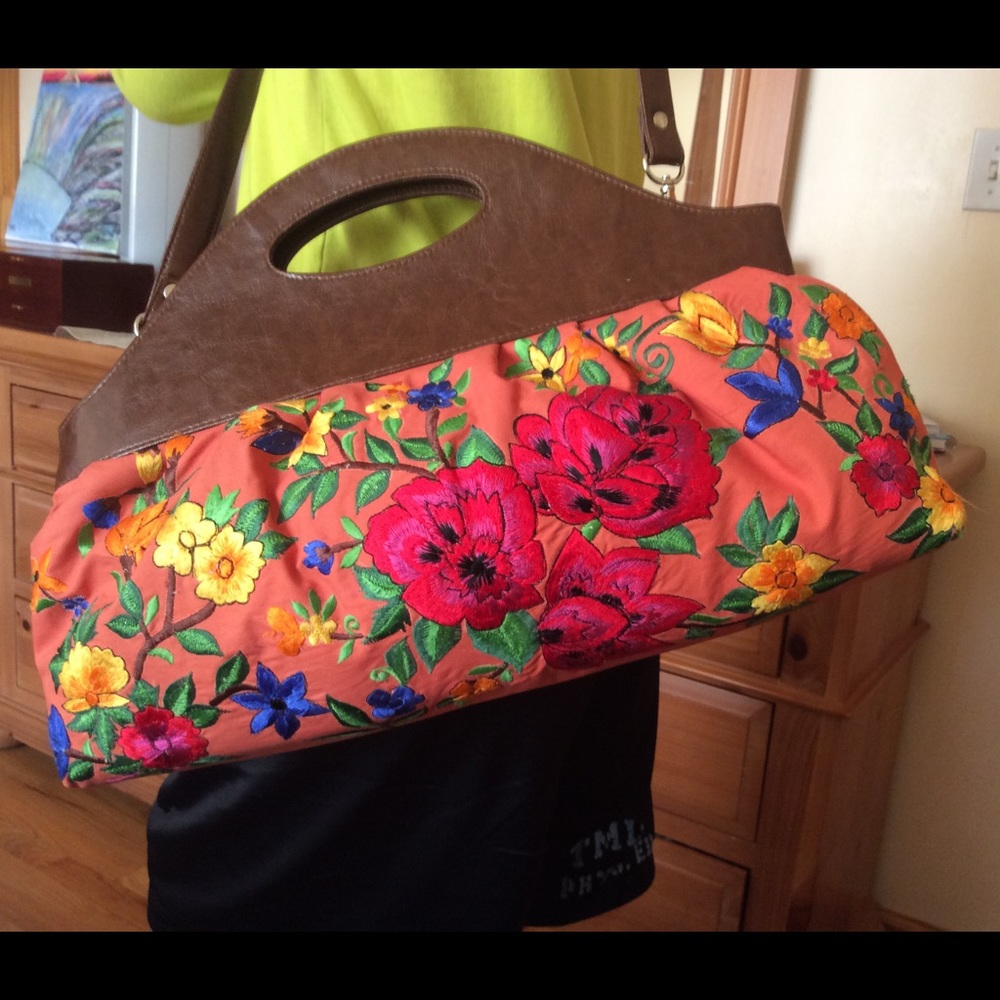 BEECHTREE Peach Floral Bag🌼