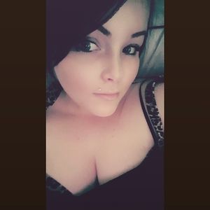 Meet your Posher, Lorraine