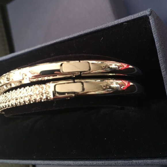 Swarovski Dalliance bangle set - Picture 2 of 2