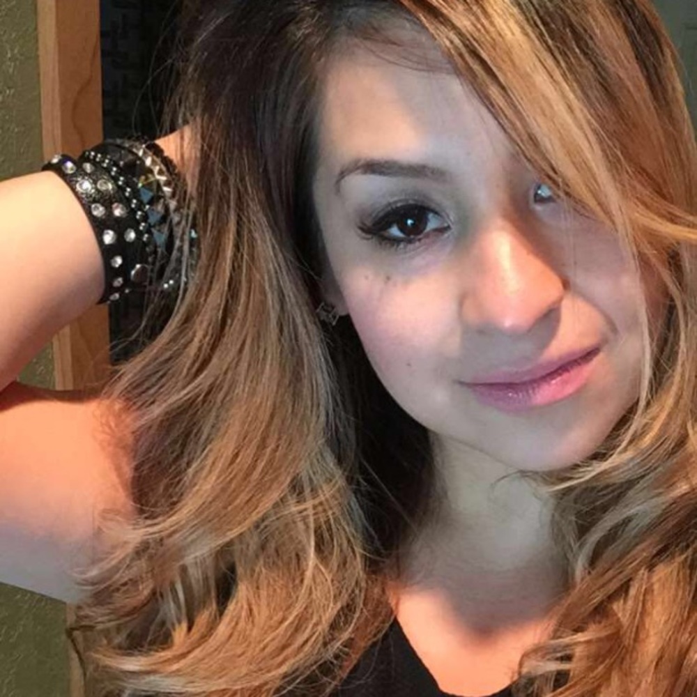 Meet your Posher, Janet