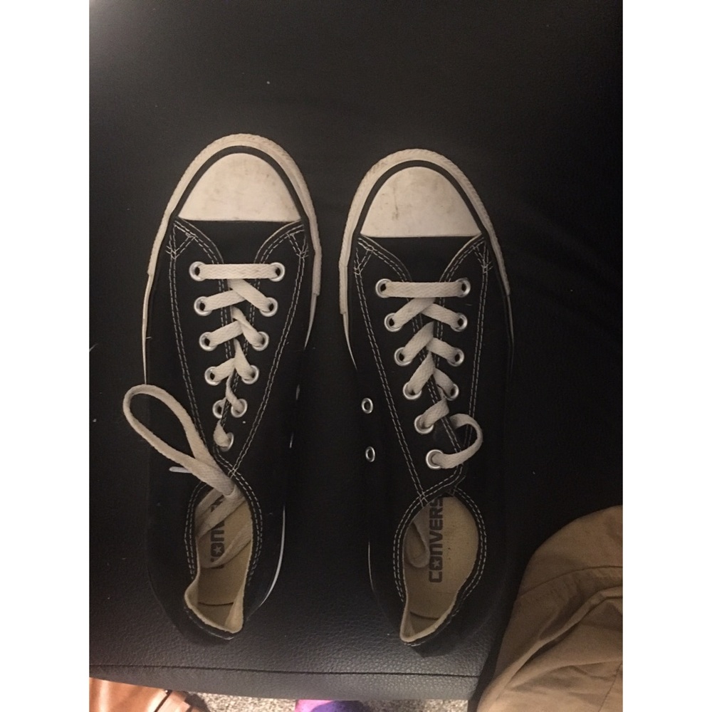 Black All Star Converses! GREAT CONDITION!