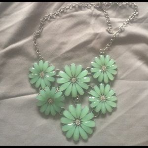 Mint flower necklace