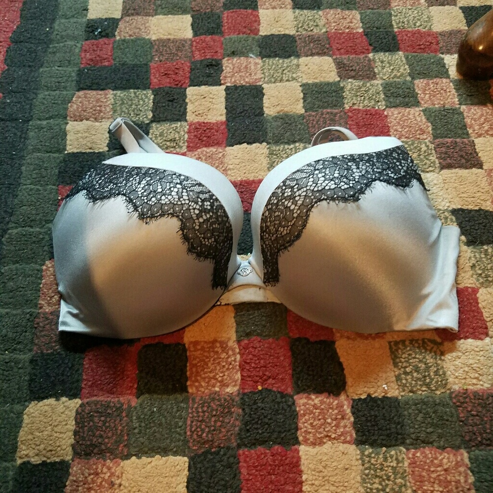victoria's secret bra