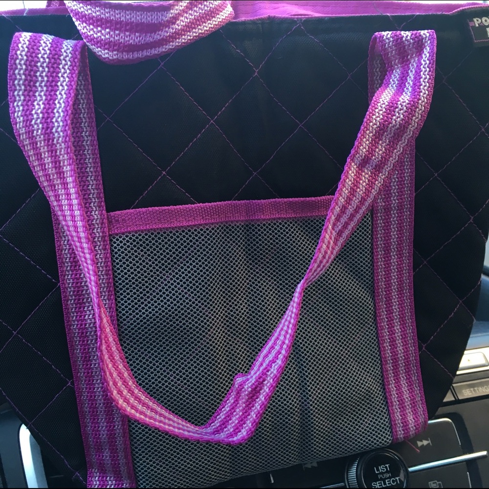 Insulated zippered Tote Bag NWT