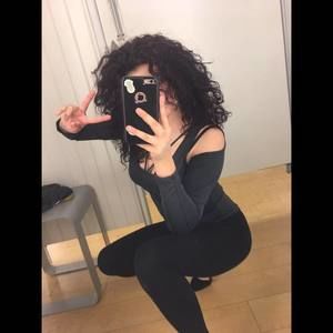 Meet your Posher, Jade