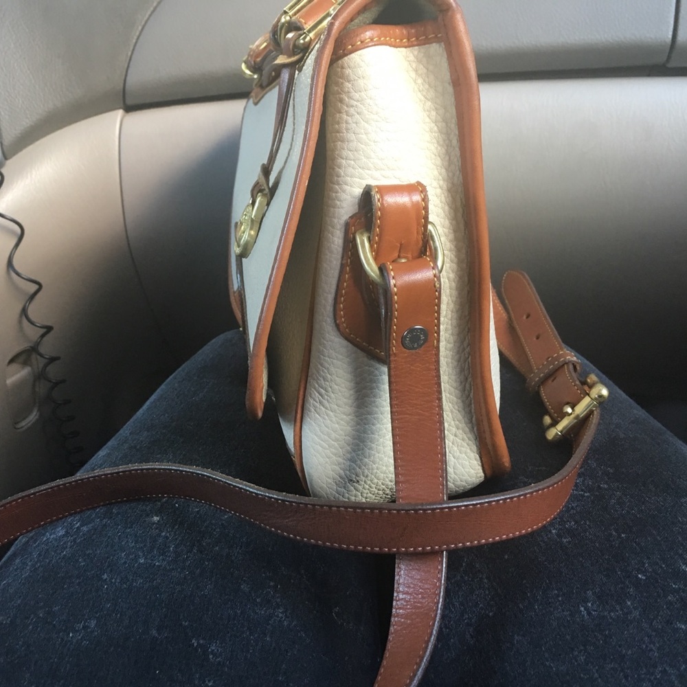 Dooney & Bourke All-Weather Leather purse - Picture 3 of 3