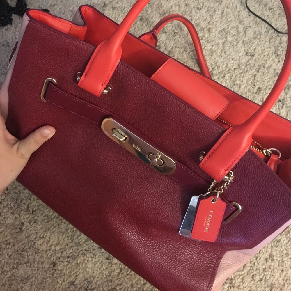 coach tote