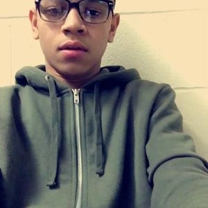 Meet your Posher, Jay