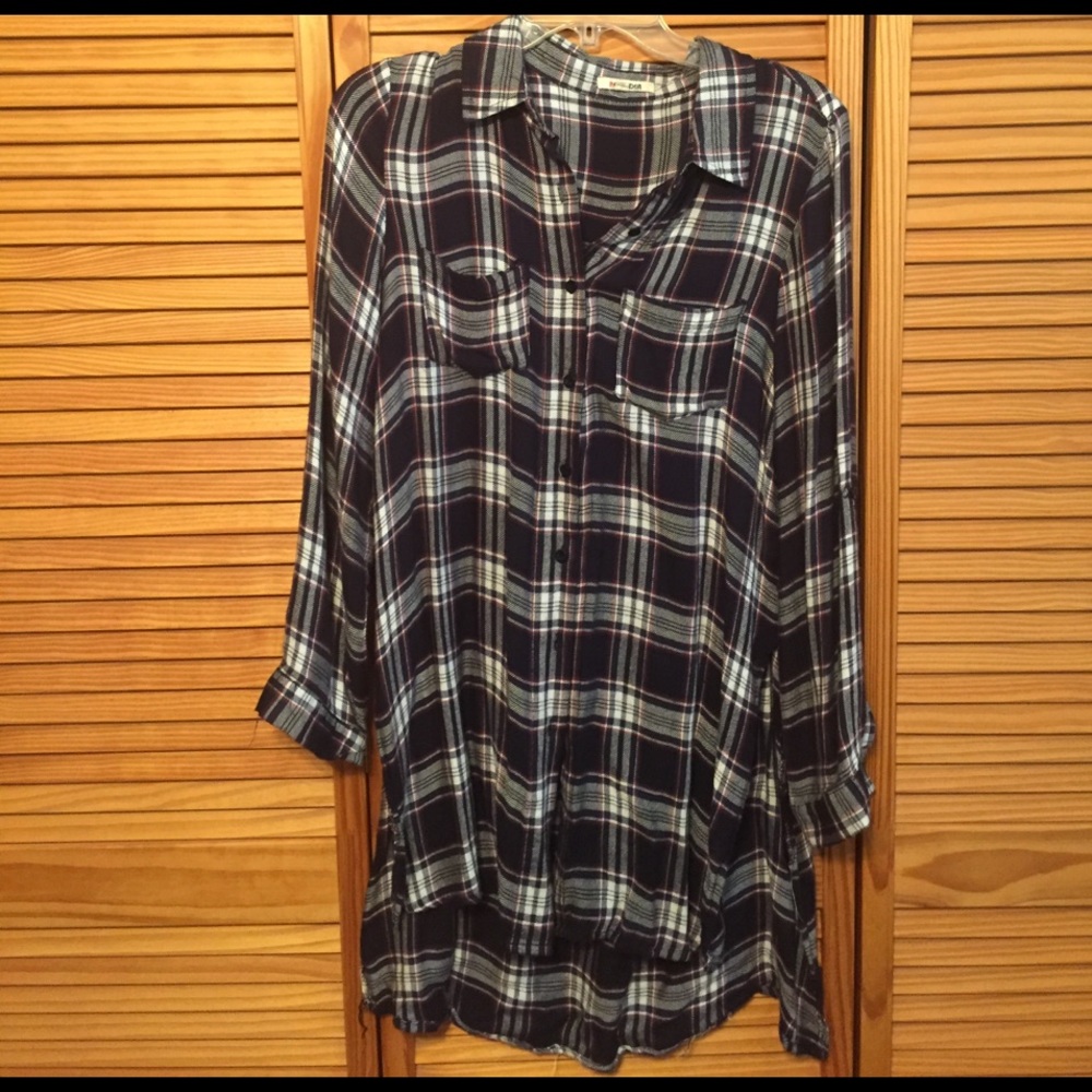 Size L plaid women's button up. Long sleeve