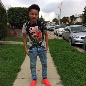 Meet your Posher, Emmanuel